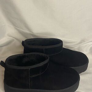 Women's Black Boots by Rouge Size 9 Ankle Boots Faux Suede